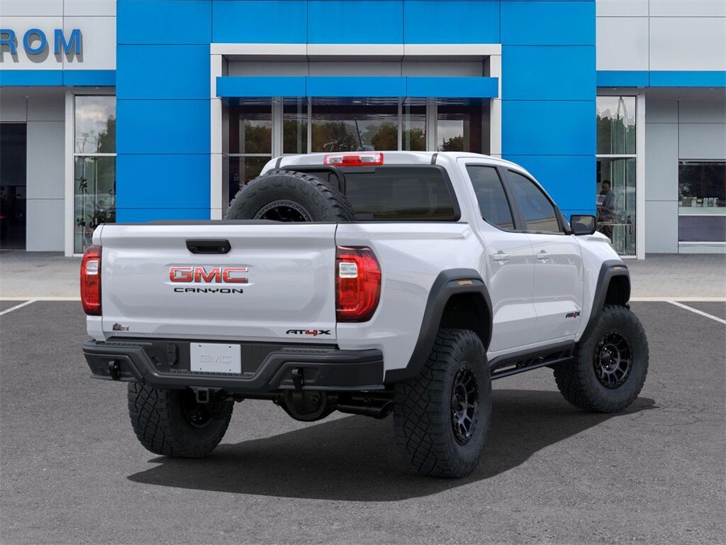2024 GMC Canyon AT4X Manitowoc WI