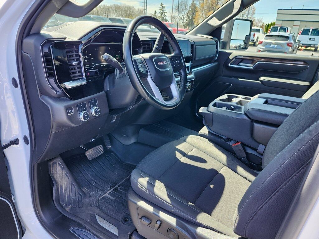 2024 GMC Sierra 2500HD SLE Green Bay WI