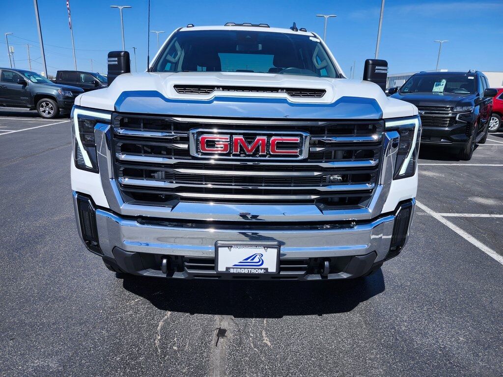 2024 GMC Sierra 2500HD SLE Green Bay WI