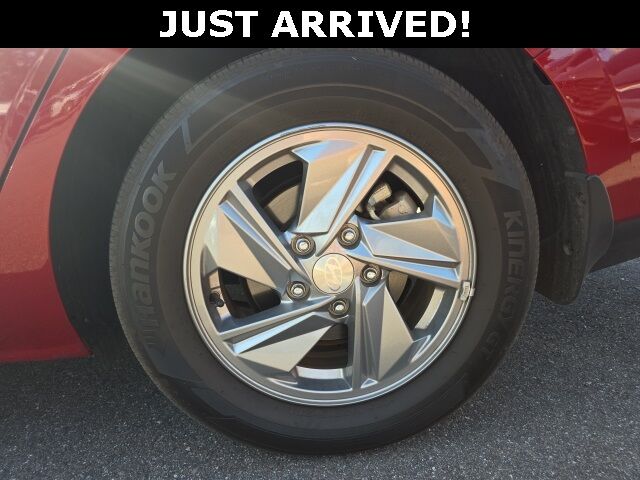 2024 Hyundai Elantra SE Quincy MA