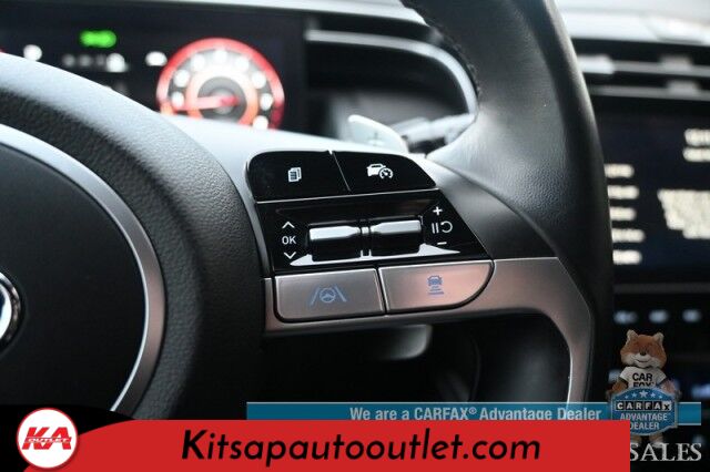 2024 Hyundai Santa Cruz Limited / AWD / Auto Start / Crew Cab / Heated & Cooled Leather Seats / Heated Steering Wheel / Sunroof / Lane Departure & Blind Spot / Apple CarPlay & Android Auto / 360 Camera / Tonneau Cover / 1 Owner Banglore