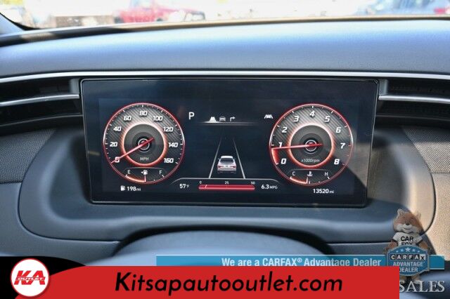 2024 Hyundai Santa Cruz Limited / AWD / Auto Start / Crew Cab / Heated & Cooled Leather Seats / Heated Steering Wheel / Sunroof / Lane Departure & Blind Spot / Apple CarPlay & Android Auto / 360 Camera / Tonneau Cover / 1 Owner Banglore