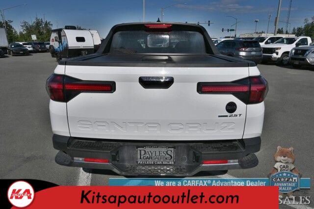 2024 Hyundai Santa Cruz Limited / AWD / Auto Start / Crew Cab / Heated & Cooled Leather Seats / Heated Steering Wheel / Sunroof / Lane Departure & Blind Spot / Apple CarPlay & Android Auto / 360 Camera / Tonneau Cover / 1 Owner Banglore