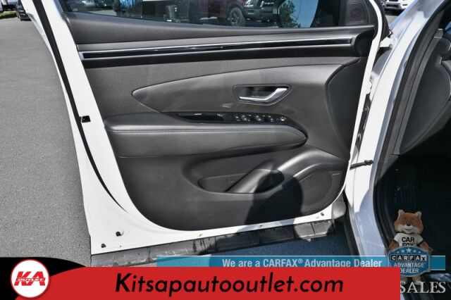 2024 Hyundai Santa Cruz Limited / AWD / Auto Start / Crew Cab / Heated & Cooled Leather Seats / Heated Steering Wheel / Sunroof / Lane Departure & Blind Spot / Apple CarPlay & Android Auto / 360 Camera / Tonneau Cover / 1 Owner Banglore