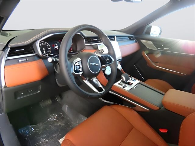 2024 Jaguar F-PACE P400 R-Dynamic S Merriam KS