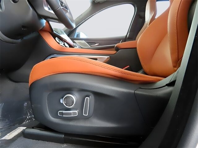2024 Jaguar F-PACE P400 R-Dynamic S Merriam KS