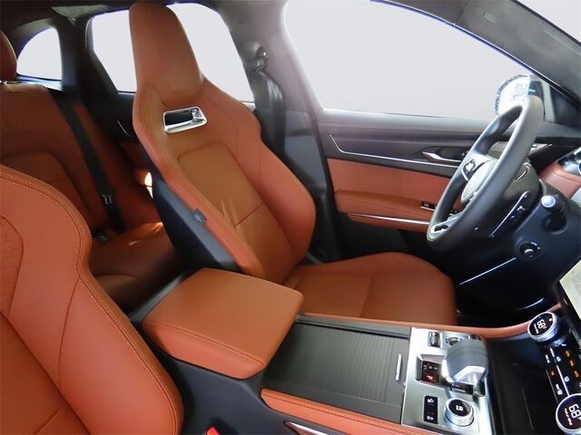 2024 Jaguar F-PACE P400 R-Dynamic S Merriam KS