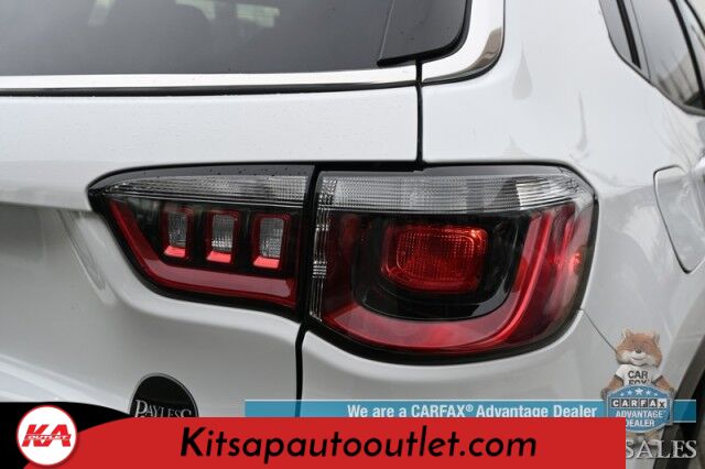2024 Jeep Compass Latitude / 4X4 / Driver Assist & Convenience Group / Auto Start / Power & Heated Seats / Heated Steering Wheel / Adaptive Cruise / Lane Depart & Blind Spot / Apple CarPlay & Android Auto / 360 Camera / 32 MPG / 1-Owner Banglore