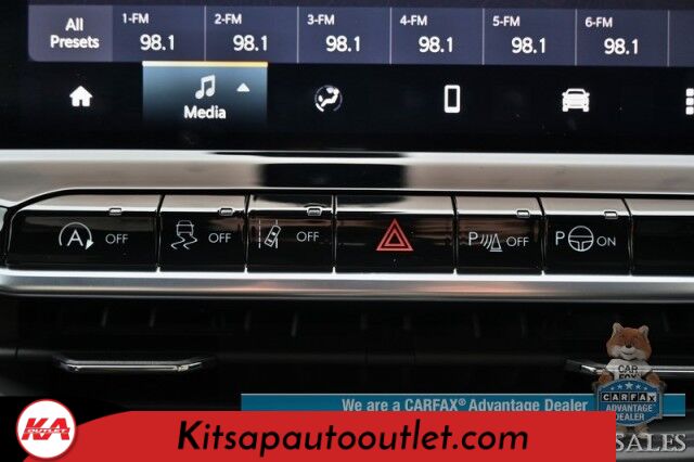 2024 Jeep Compass Latitude / 4X4 / Driver Assist & Convenience Group / Auto Start / Power & Heated Seats / Heated Steering Wheel / Adaptive Cruise / Lane Depart & Blind Spot / Apple CarPlay & Android Auto / 360 Camera / 32 MPG / 1-Owner Banglore