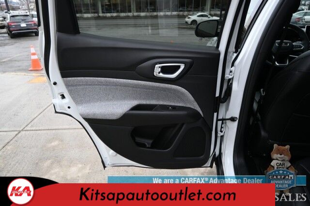 2024 Jeep Compass Latitude / 4X4 / Driver Assist & Convenience Group / Auto Start / Power & Heated Seats / Heated Steering Wheel / Adaptive Cruise / Lane Depart & Blind Spot / Apple CarPlay & Android Auto / 360 Camera / 32 MPG / 1-Owner Banglore