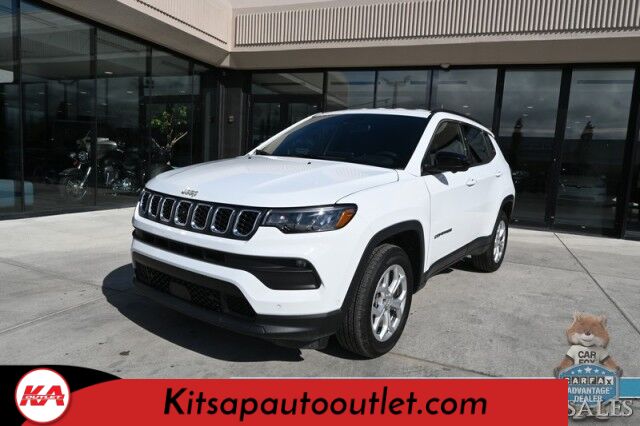 2024 Jeep Compass Latitude / 4X4 / Driver Assist & Convenience Group / Auto Start / Power & Heated Seats / Heated Steering Wheel / Adaptive Cruise / Lane Depart & Blind Spot / Apple CarPlay & Android Auto / 360 Camera / 32 MPG / 1-Owner Banglore
