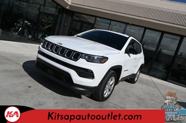 2024 Jeep Compass Latitude / 4X4 / Driver Assist & Convenience Group / Auto Start / Power & Heated Seats / Heated Steering Wheel / Adaptive Cruise / Lane Depart & Blind Spot / Apple CarPlay & Android Auto / 360 Camera / 32 MPG / 1-Owner Banglore