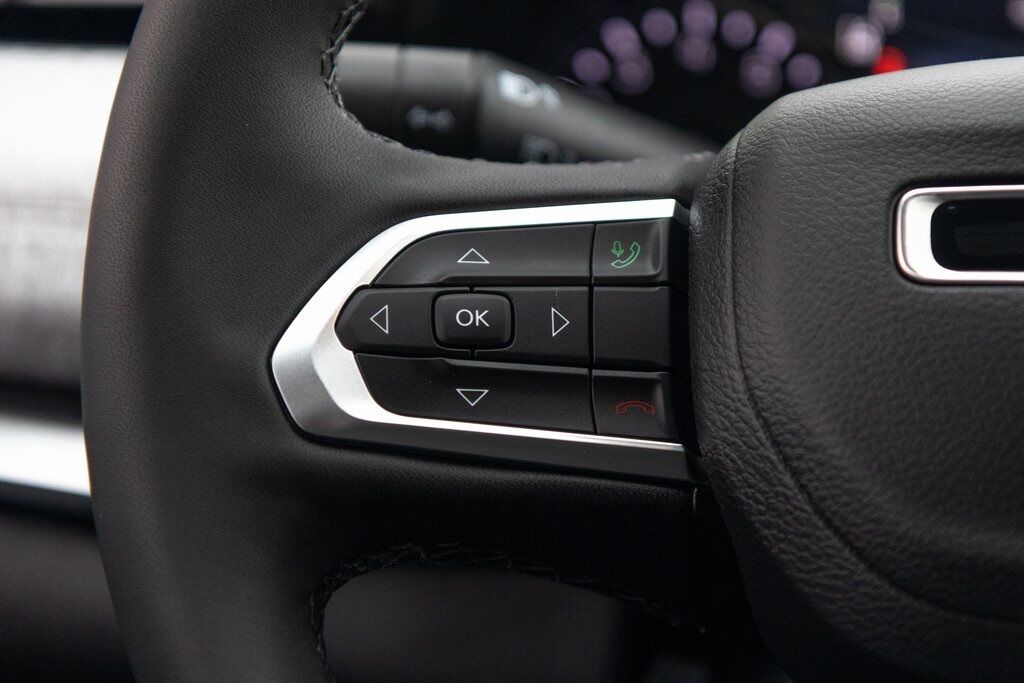 2024 Jeep Compass Latitude Lux Kenosha WI