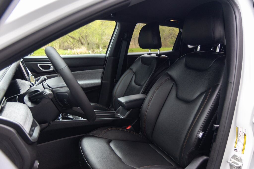 2024 Jeep Compass Latitude Lux Kenosha WI