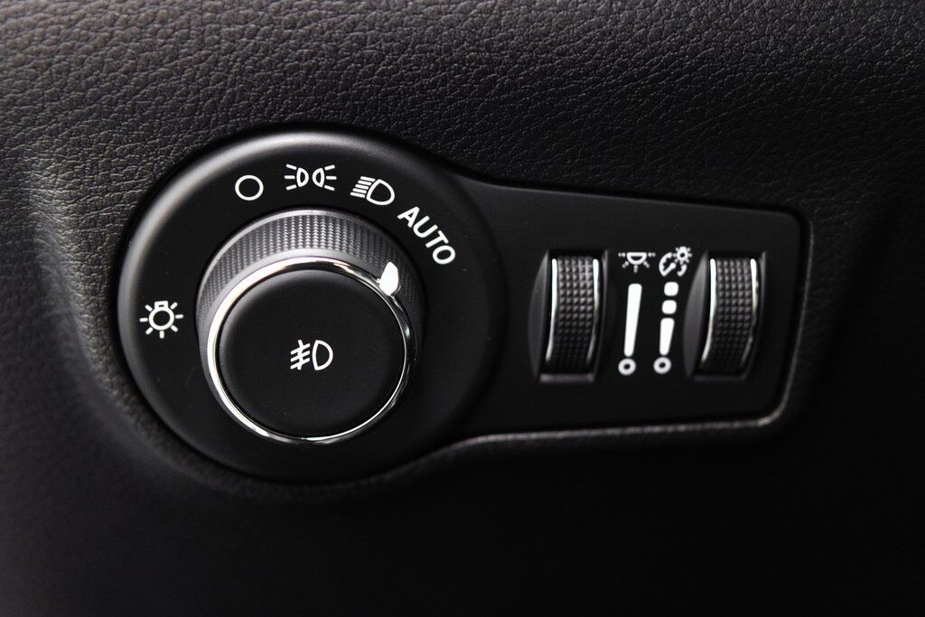 2024 Jeep Compass Latitude Lux Kenosha WI