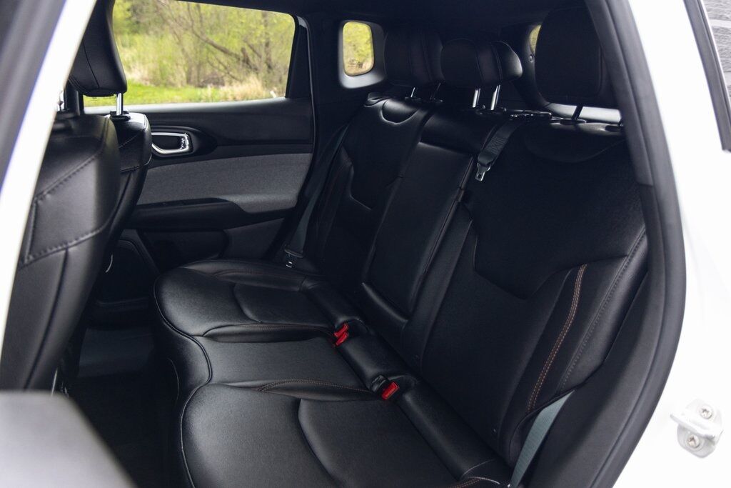 2024 Jeep Compass Latitude Lux Kenosha WI
