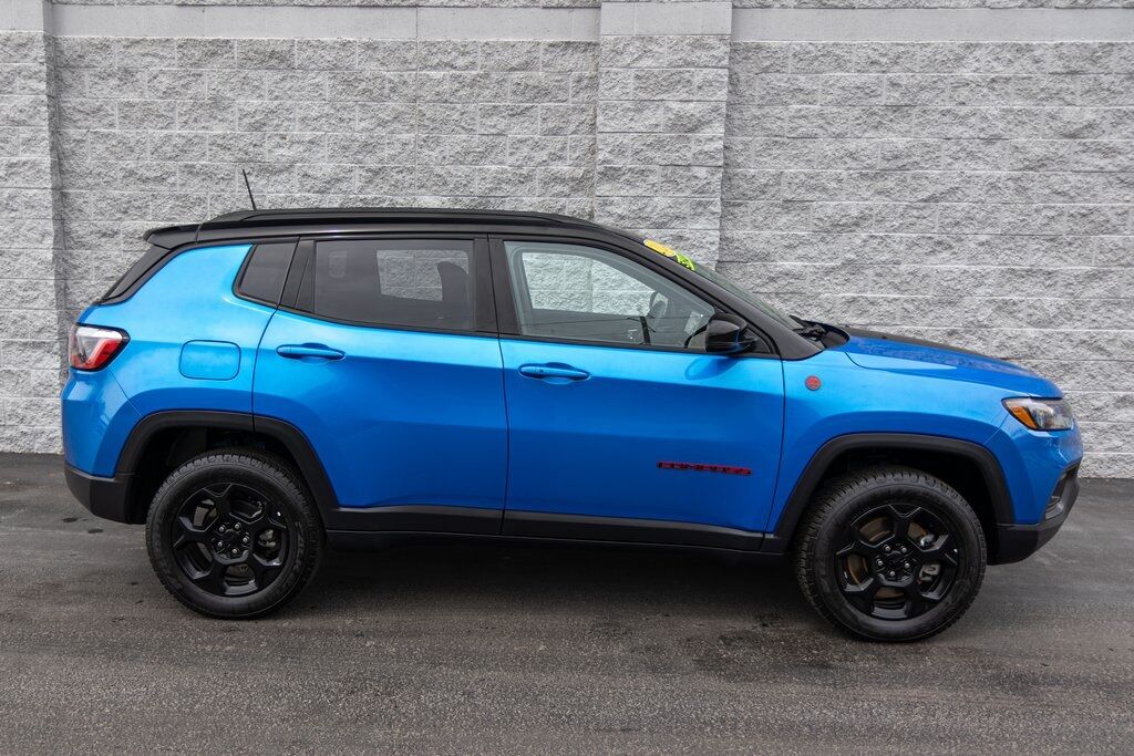 2024 Jeep Compass Trailhawk Kenosha WI