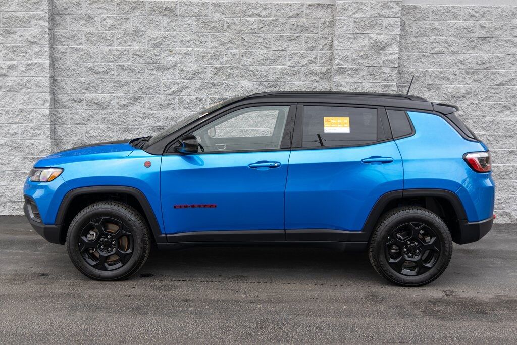 2024 Jeep Compass Trailhawk Kenosha WI