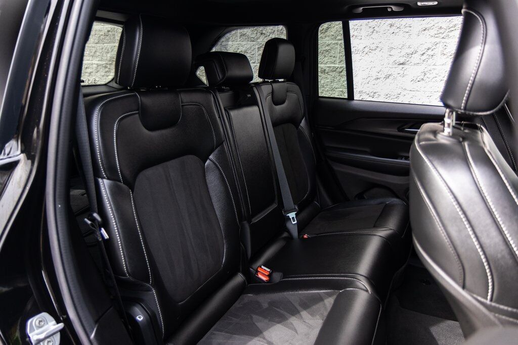 2024 Jeep Grand Cherokee Altitude X Kenosha WI