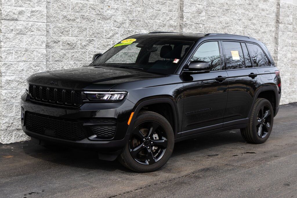 2024 Jeep Grand Cherokee Altitude X Kenosha WI