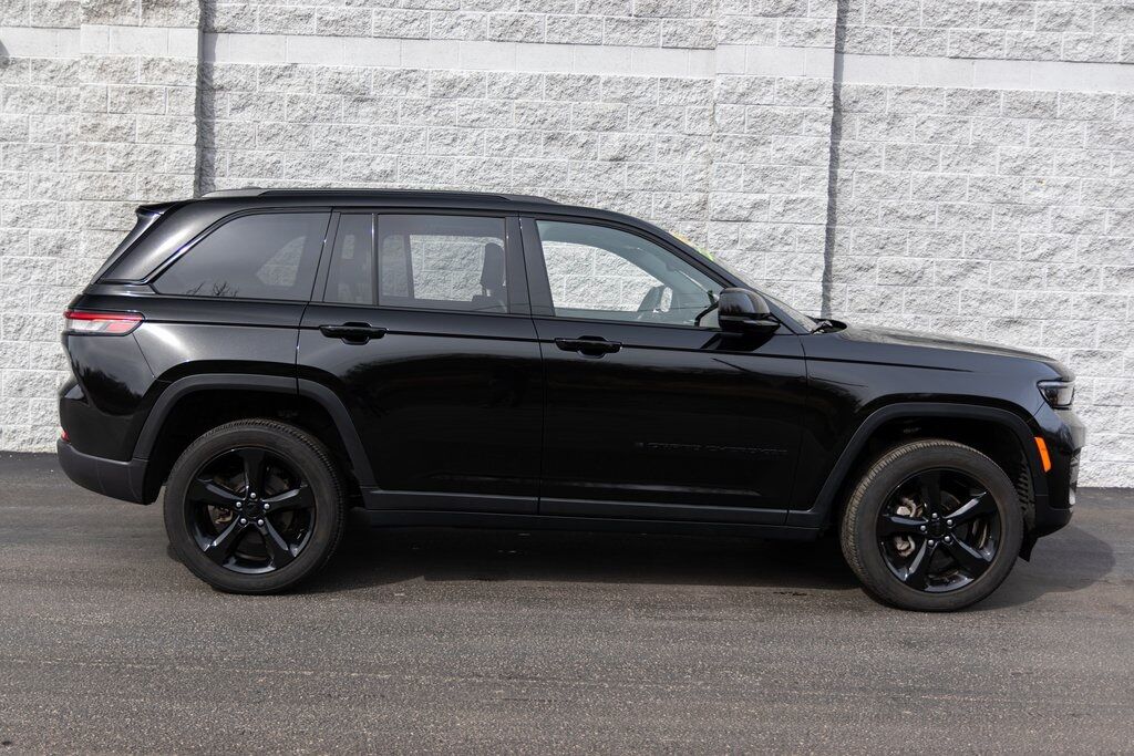 2024 Jeep Grand Cherokee Altitude X Kenosha WI