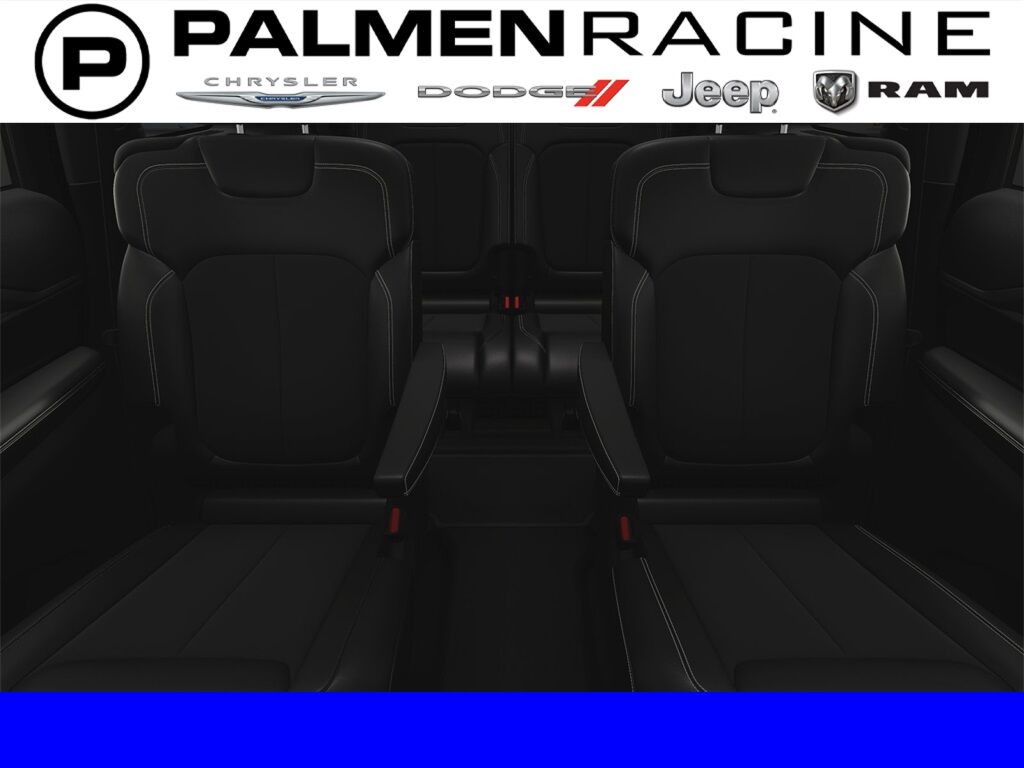 2024 Jeep Grand Cherokee L Altitude Racine WI