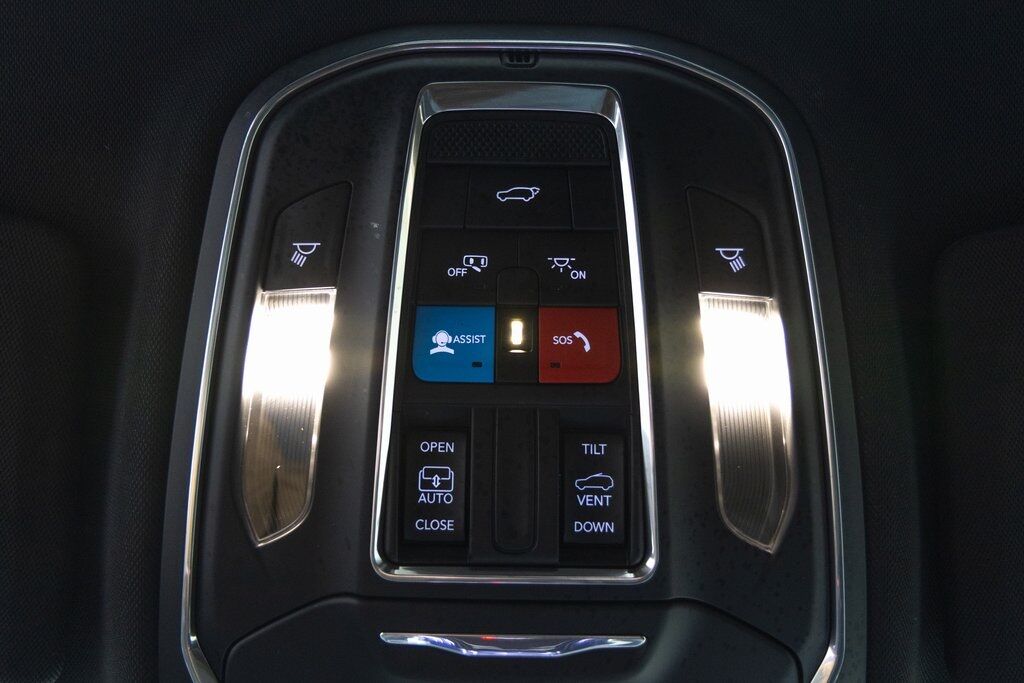2024 Jeep Grand Cherokee L Altitude X Kenosha WI