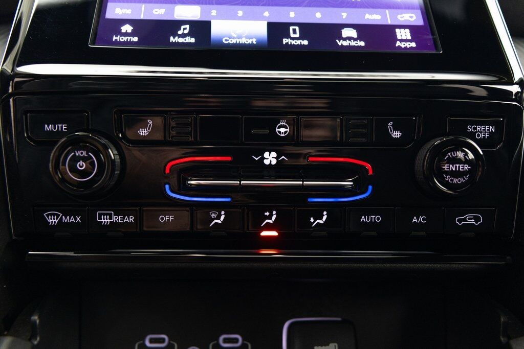 2024 Jeep Grand Cherokee L Altitude X Kenosha WI