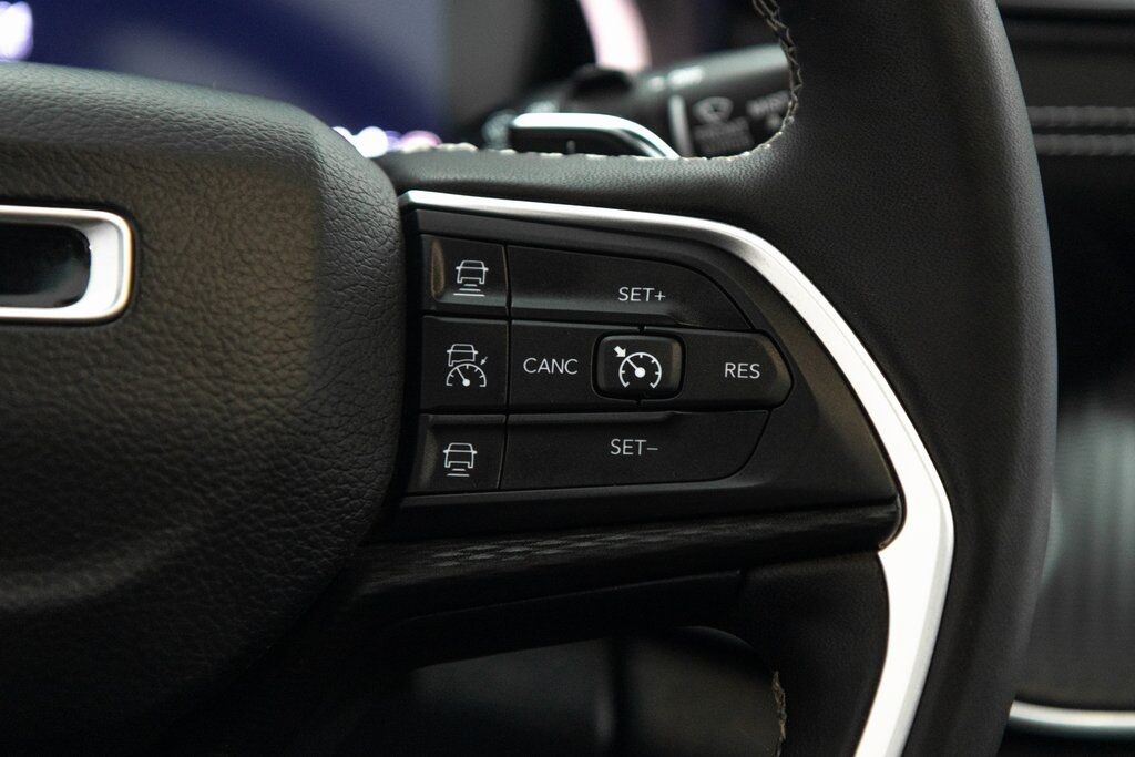 2024 Jeep Grand Cherokee L Altitude X Kenosha WI