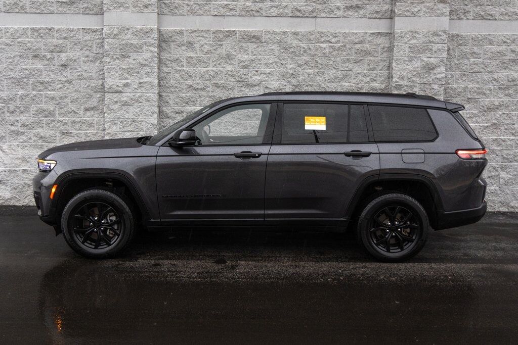2024 Jeep Grand Cherokee L Altitude X Kenosha WI