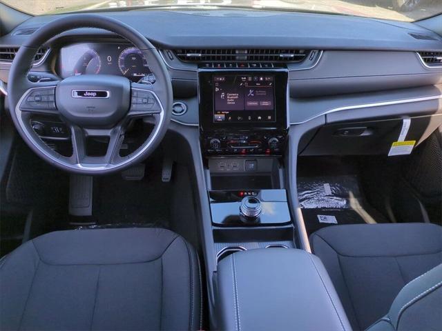 2024 Jeep Grand Cherokee L LAREDO X 4X4 Racine WI