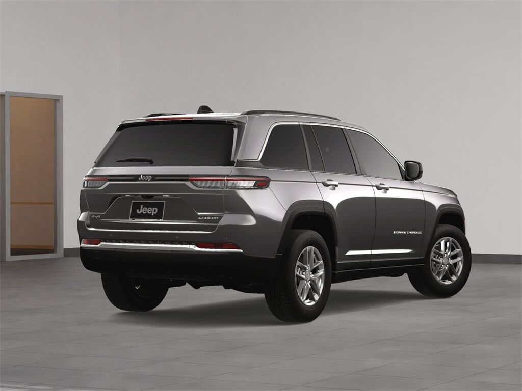 2024 Jeep Grand Cherokee Laredo Kenosha WI