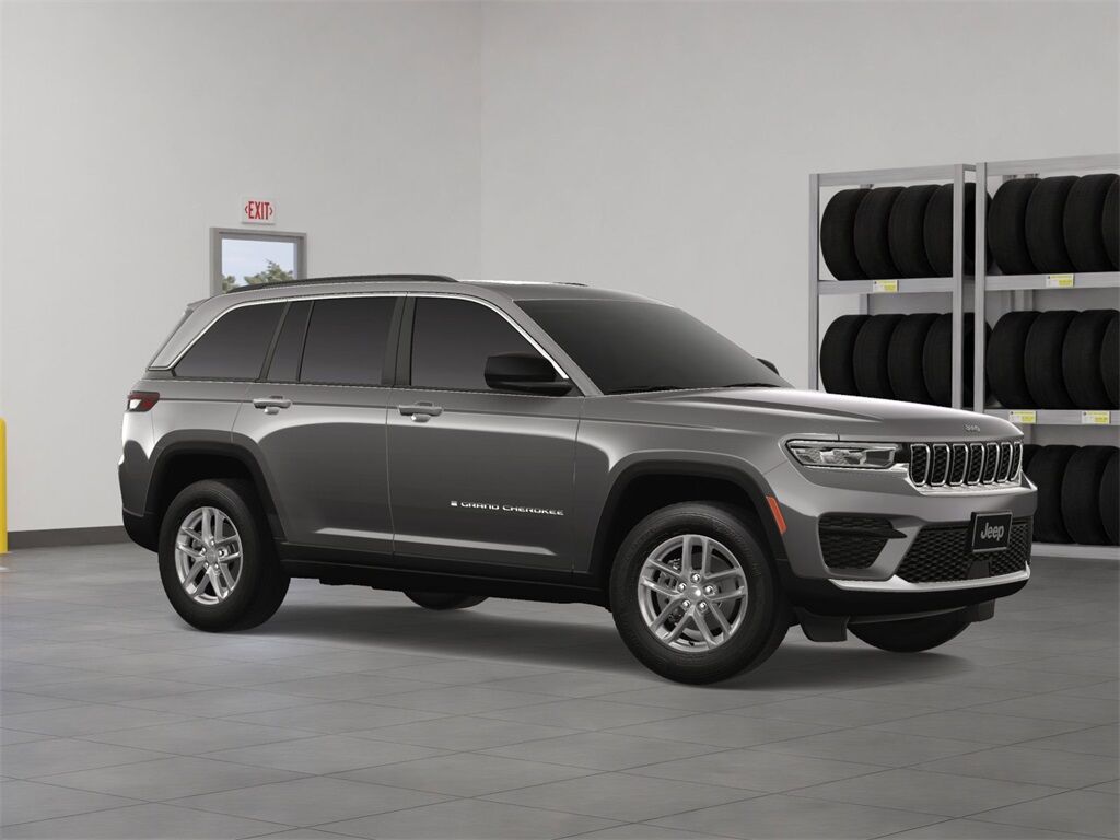 2024 Jeep Grand Cherokee Laredo Kenosha WI