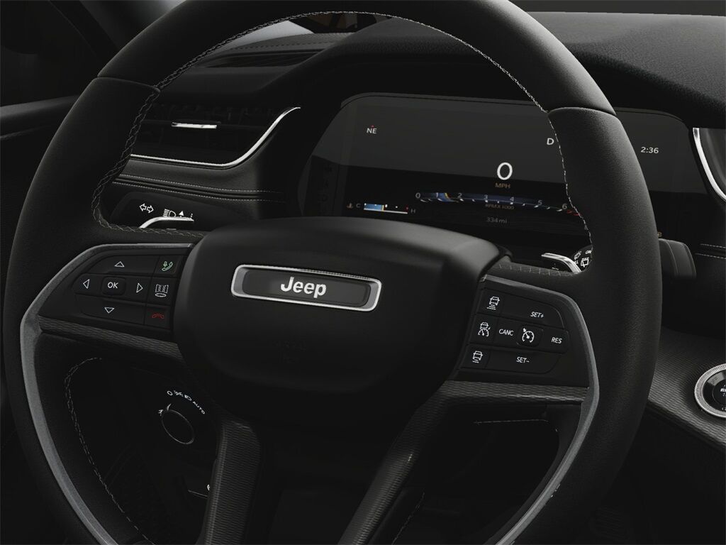 2024 Jeep Grand Cherokee Laredo Kenosha WI