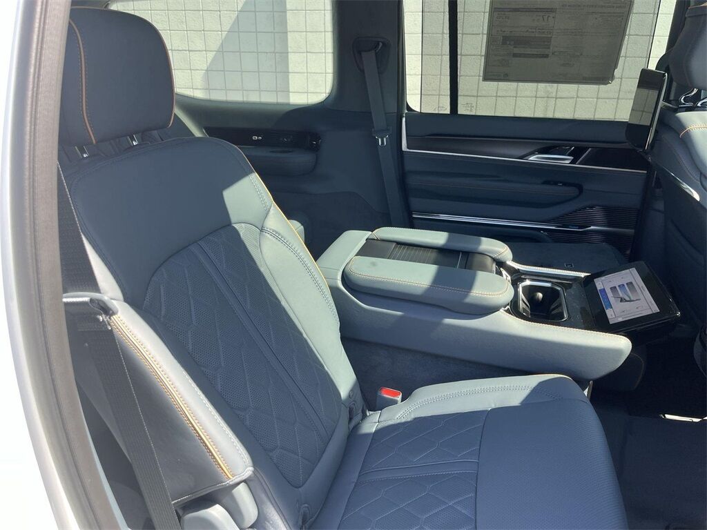 2024 Jeep Grand Wagoneer Series III Quincy MA