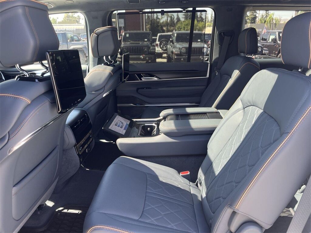 2024 Jeep Grand Wagoneer Series III Quincy MA