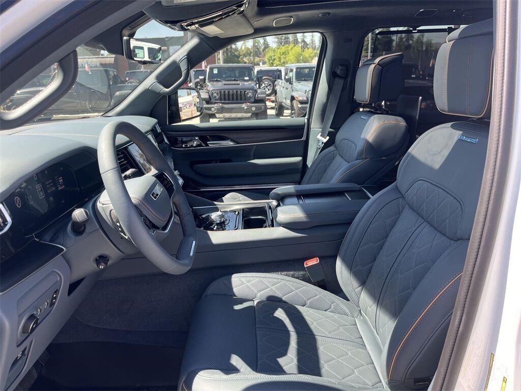 2024 Jeep Grand Wagoneer Series III Quincy MA