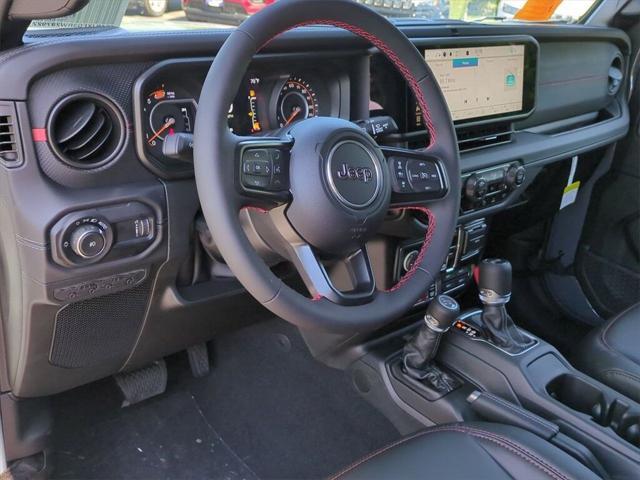 2024 Jeep Wrangler 4-DOOR RUBICON Racine WI