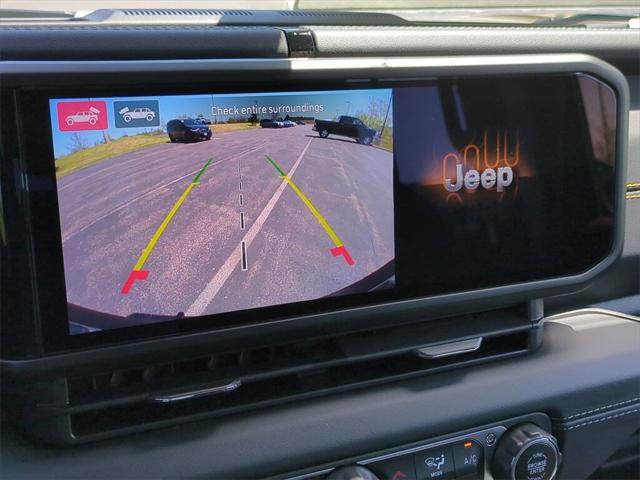 2024 Jeep Wrangler 4-DOOR SAHARA Racine WI
