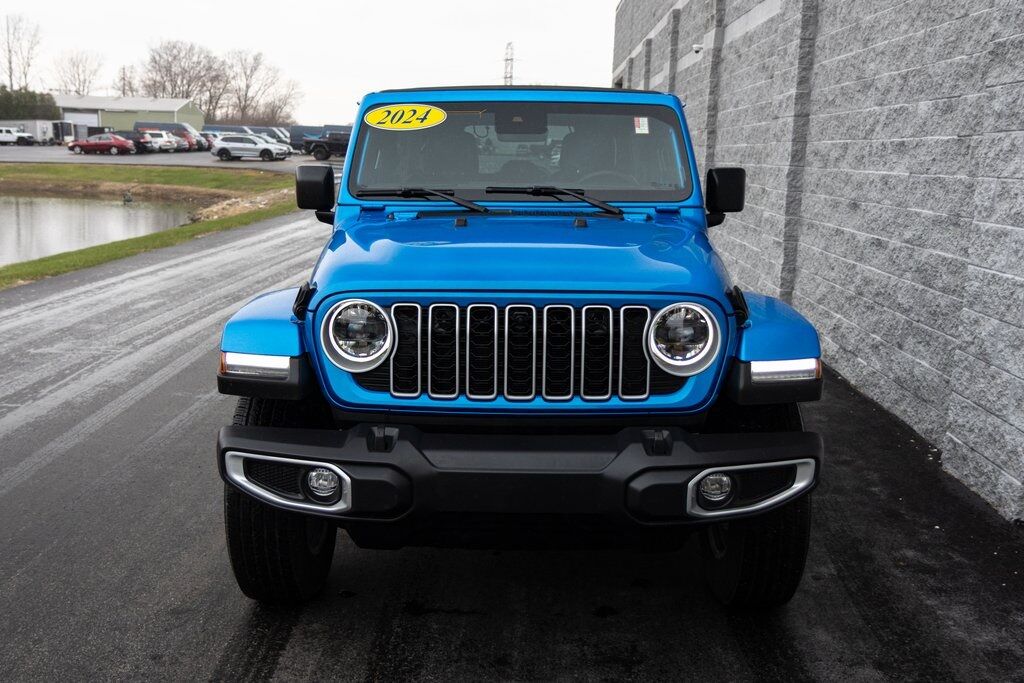 2024 Jeep Wrangler Sahara Kenosha WI