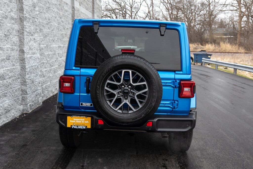 2024 Jeep Wrangler Sahara Kenosha WI