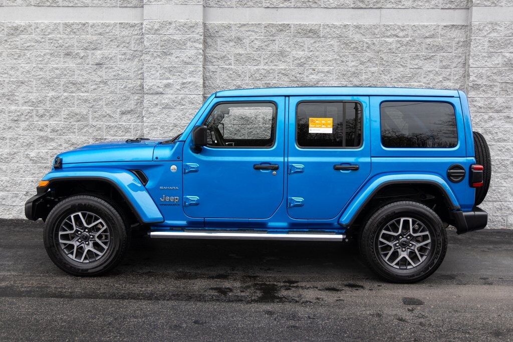 2024 Jeep Wrangler Sahara Kenosha WI