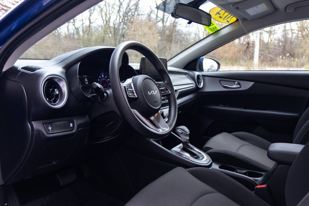 2024 Kia Forte LXS Kenosha WI