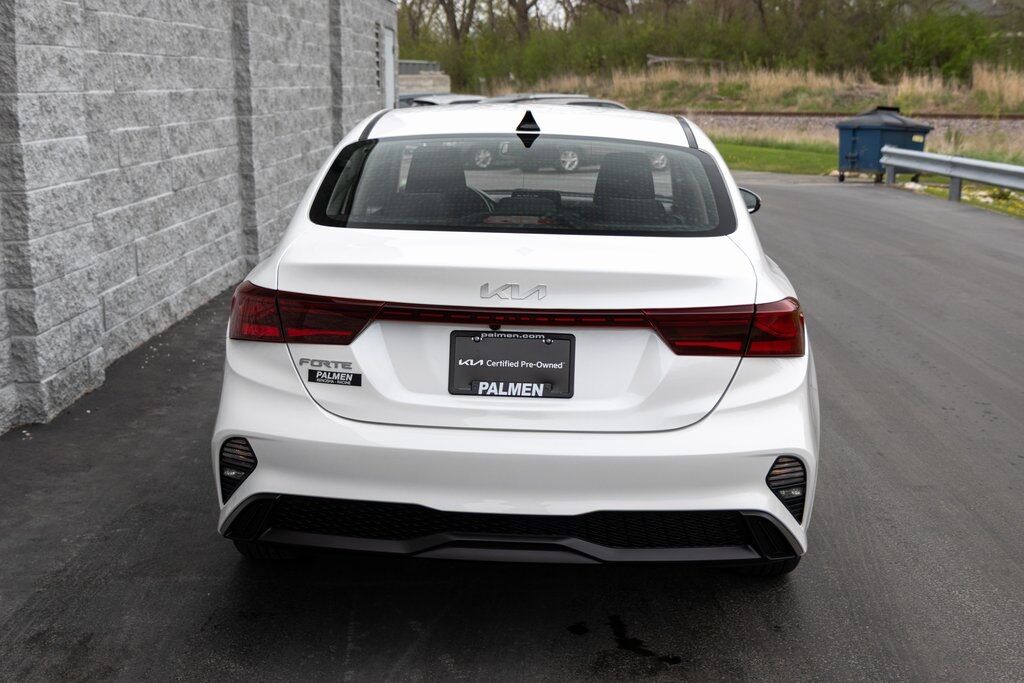 2024 Kia Forte LXS Kenosha WI
