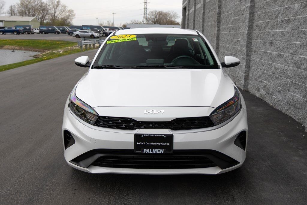 2024 Kia Forte LXS Kenosha WI