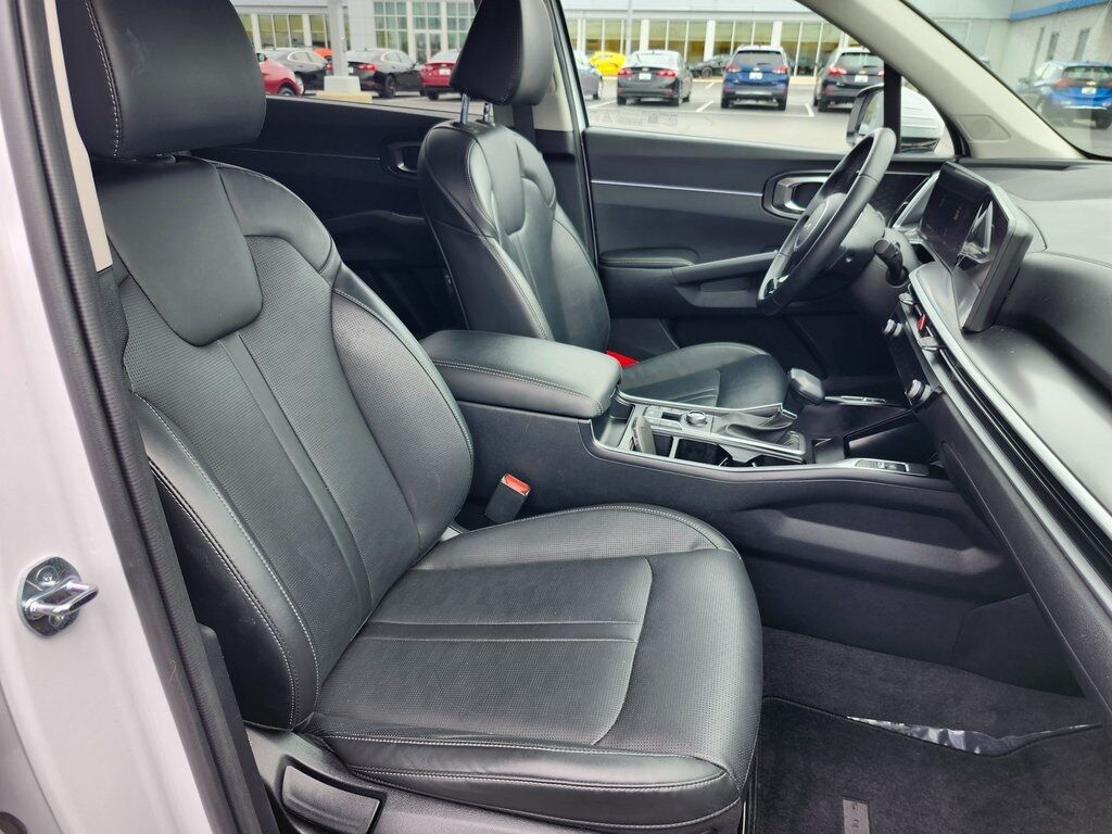 2024 Kia Sorento S Green Bay WI