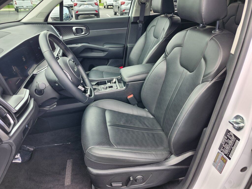 2024 Kia Sorento S Green Bay WI