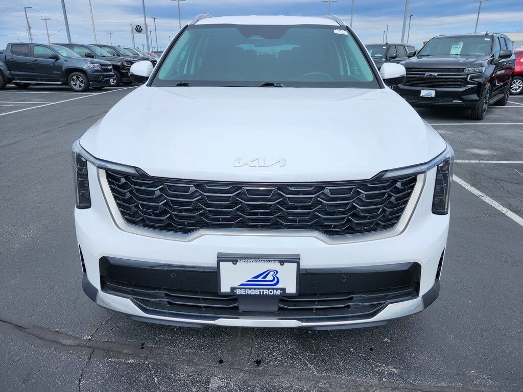 2024 Kia Sorento S Green Bay WI