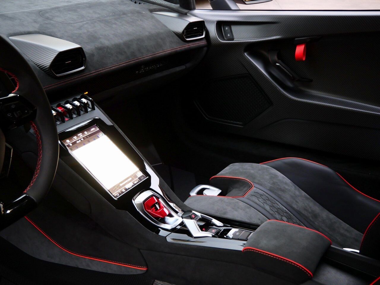 2024 Lamborghini Huracan Sterrato Lawrence KS