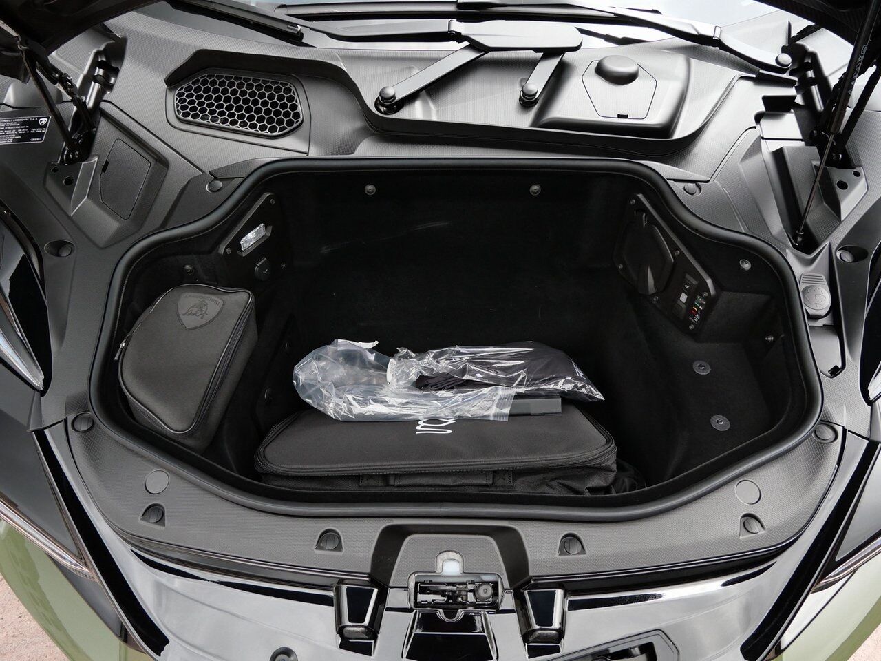 2024 Lamborghini Revuelto Base Base Lawrence KS